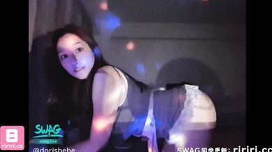 我爱巨乳台妹！SWAG肉弹御姐天花板『dorisbebe』夸张H罩杯美艳爆乳手感堪比揉白面团骚得不行 (12)